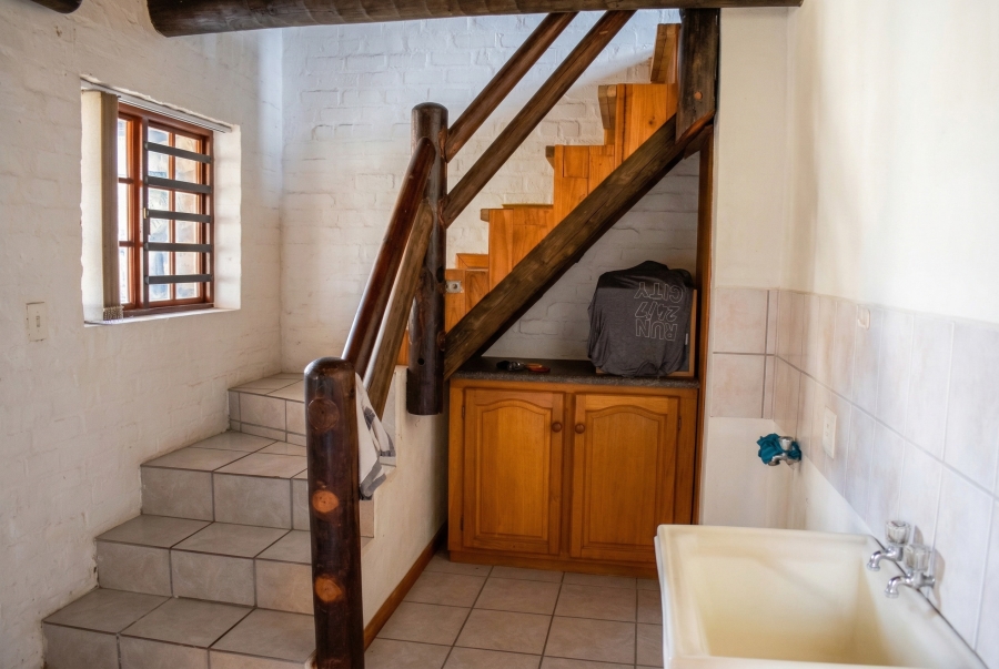 4 Bedroom Property for Sale in Struisbaai Western Cape